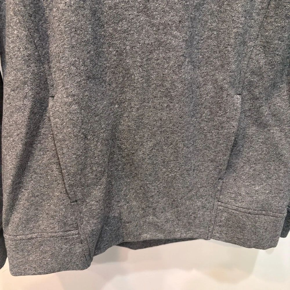 Lululemon Pullover Hoodie Sweatshirt Women’s Size 6